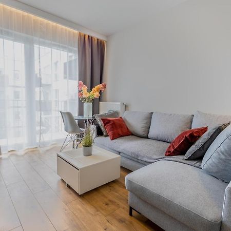 Home Apartament Metro Mlociny 97 วอร์ซอ ภายนอก รูปภาพ